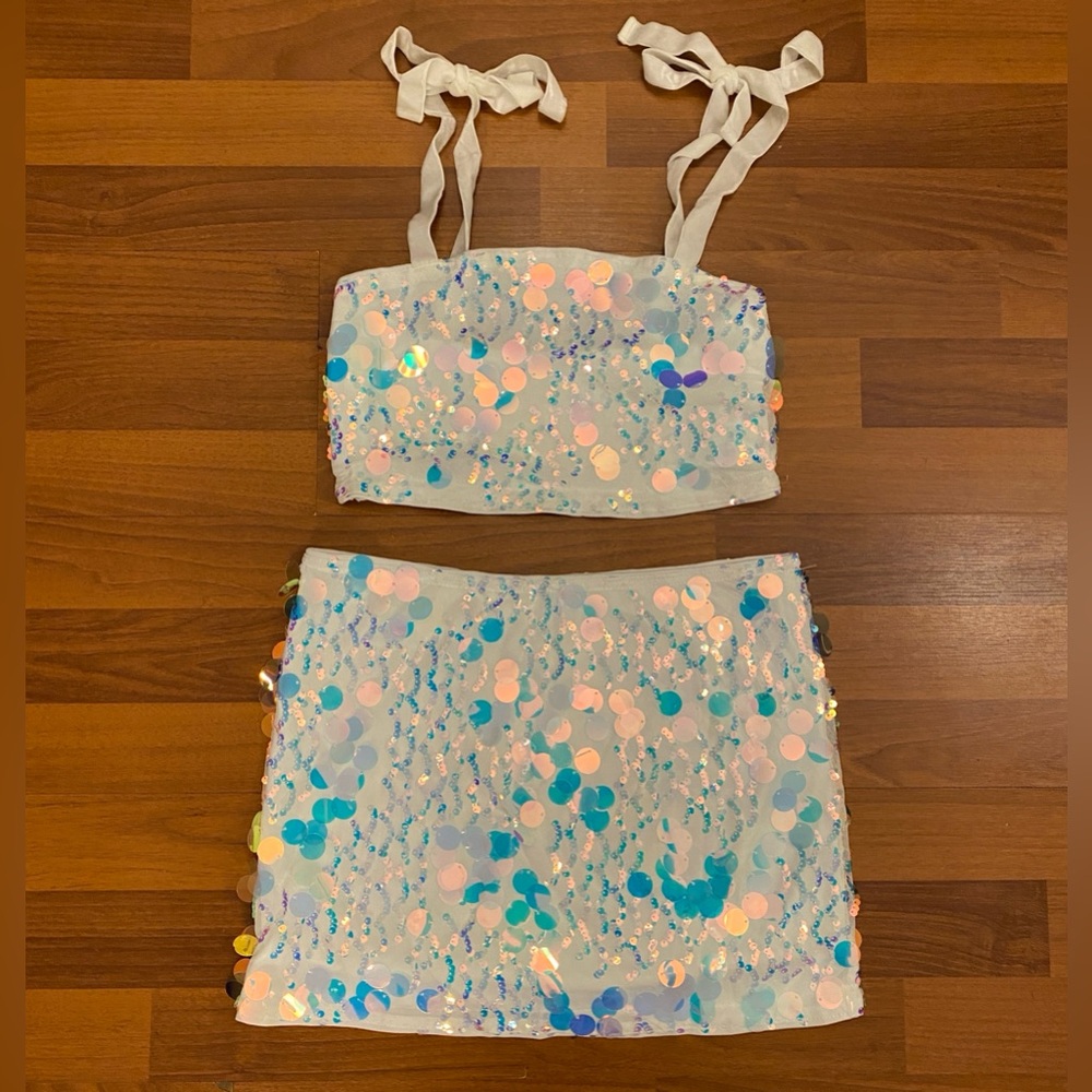 White Holographic Disc Sequin Bow Tie Top & Mini Skirt Set